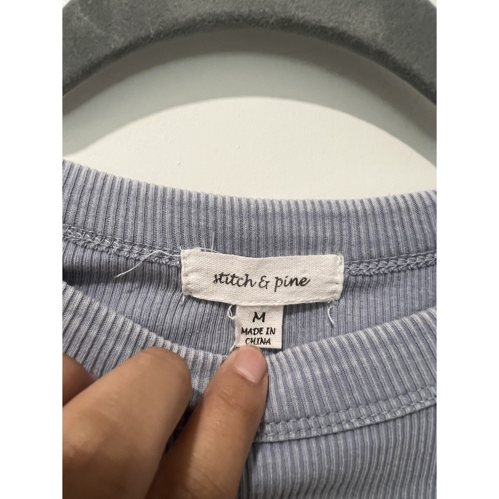 ✨ Stitch & Pine Women's Tee "Angel" - Blue - Size Medium - Cropped - Bedazzled - Picture 4 of 5
